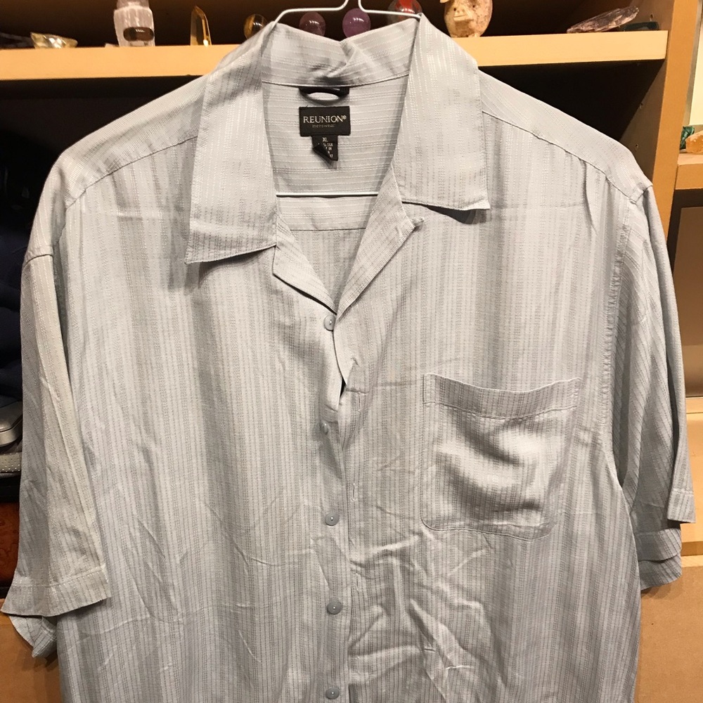 Reunion Men’s shirt 100% silk XL Never worn
